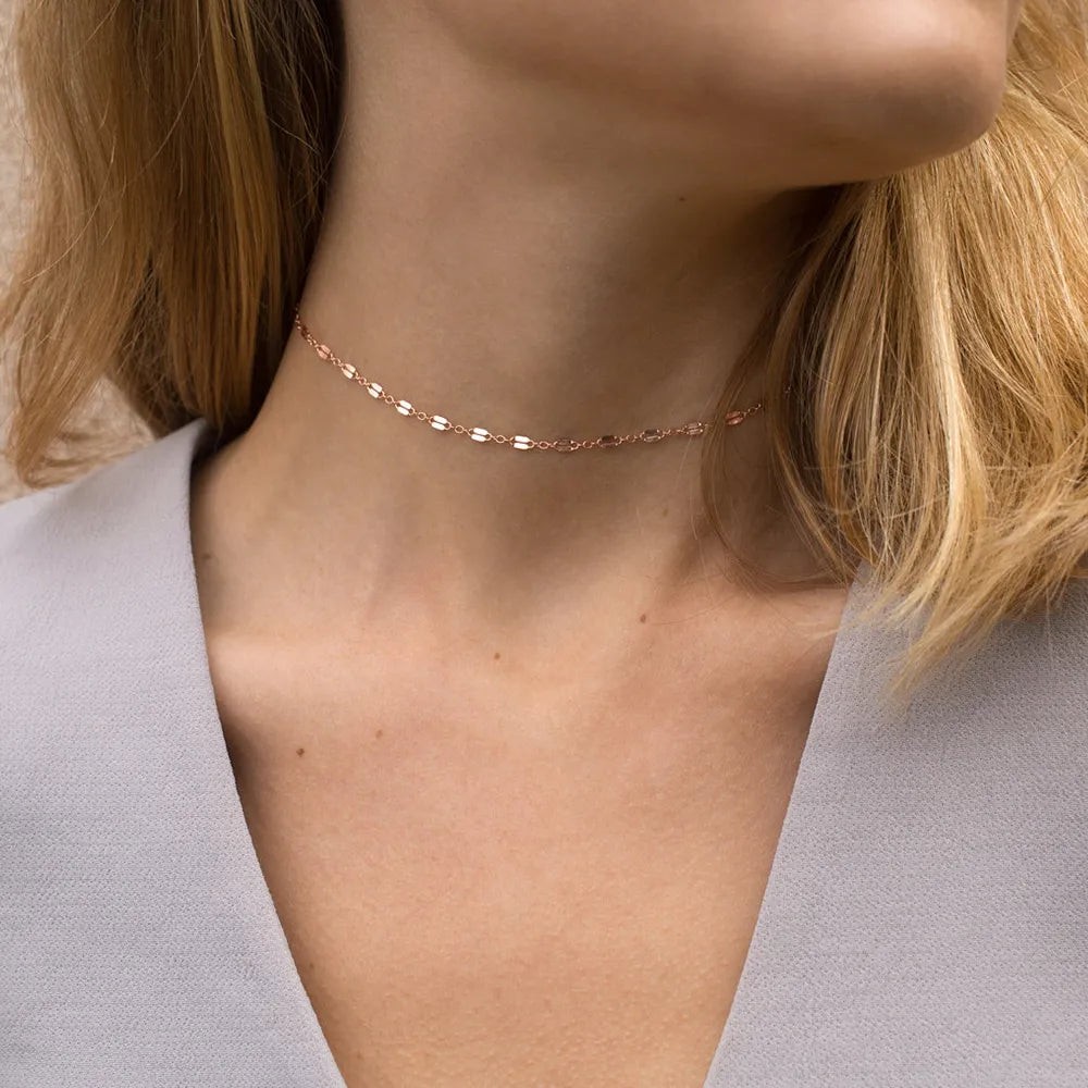 Collana con catena a maglie delicate