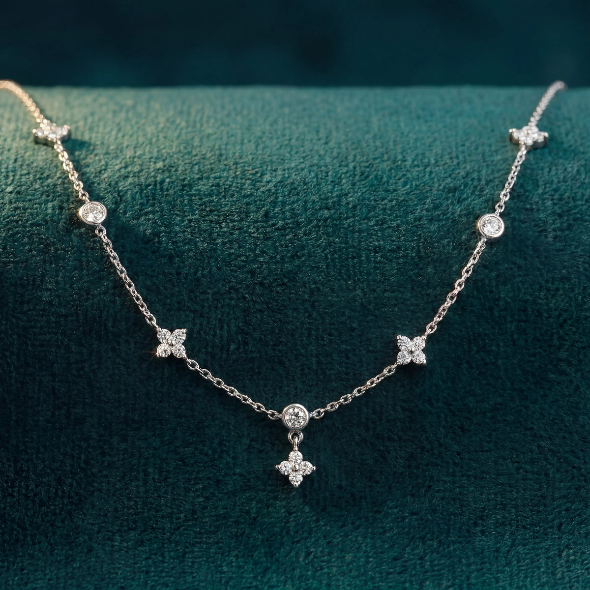 O Conjunto Cristal Hera